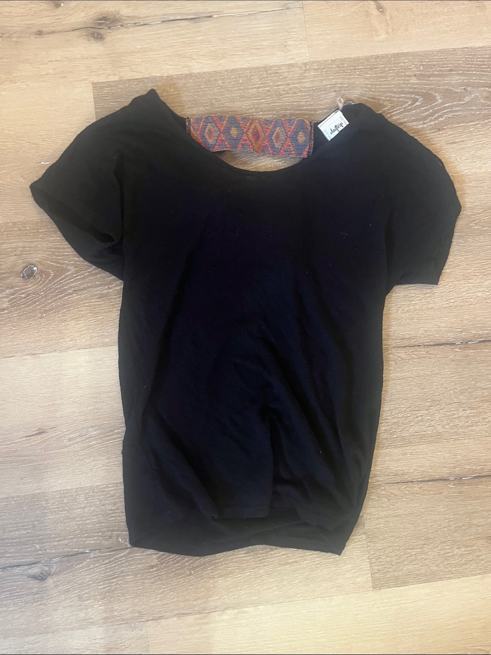 Daytrip Black Short Sleeve Scoop Neck Tee with Multicolor Back Trim